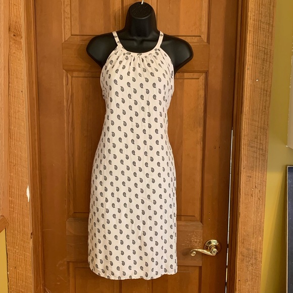 Old Navy Dresses & Skirts - Old Navy Shift Dress